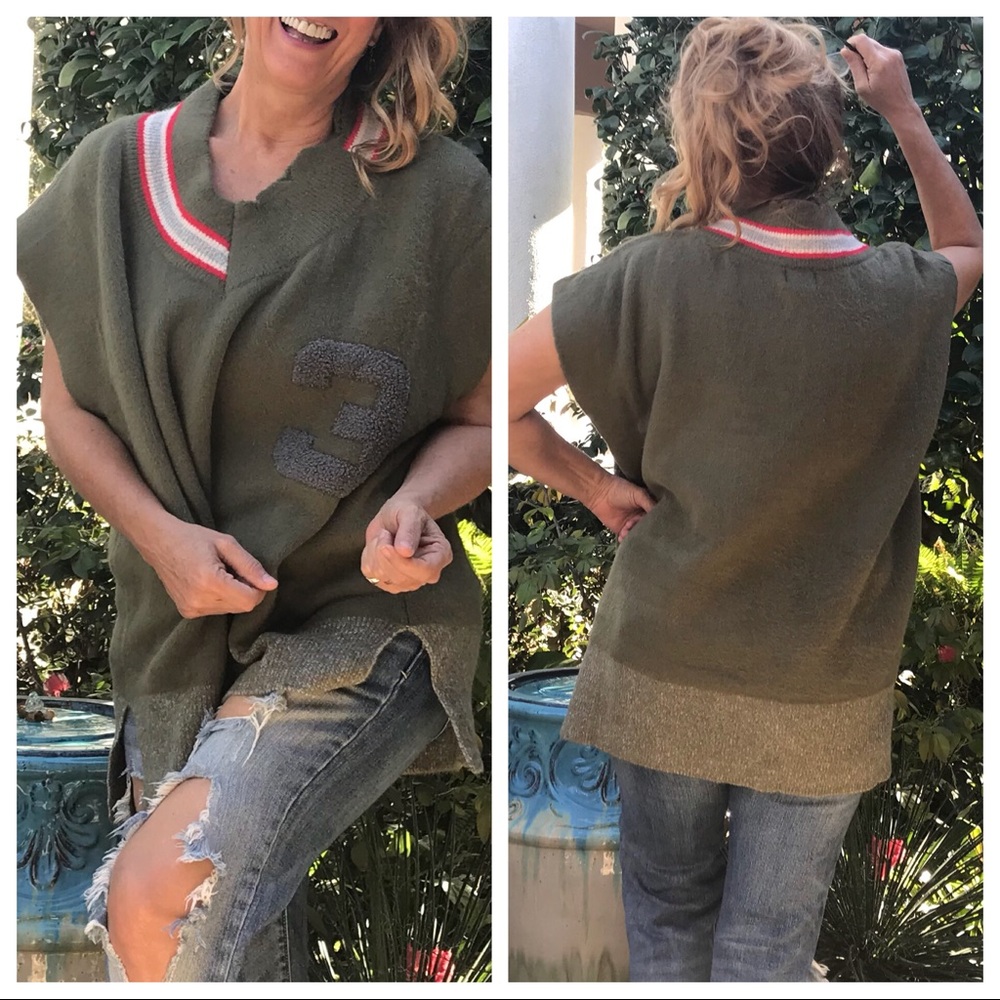 LAST 🔘 1 2 3 Hike! Varsity V-Neck Sweater Vest - Picture 4 of 8